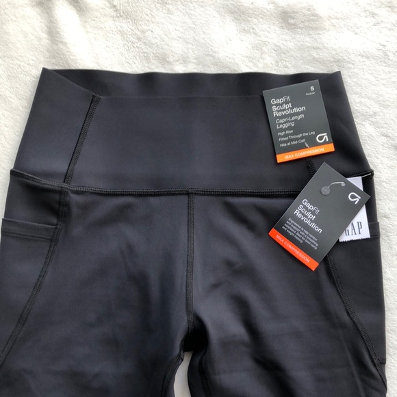 GAP Pants - New Gap Fit Sculpt Revolution size S Black with side pocket’s
